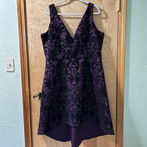 Maurices velvet Dress - Picture 1 of 3